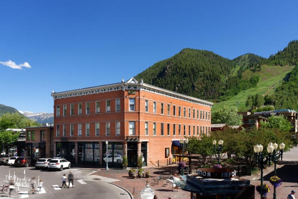 Independence Square 304, Stylish Hotel Room With Downtown Views & Great Location Aspen Zewnętrze zdjęcie